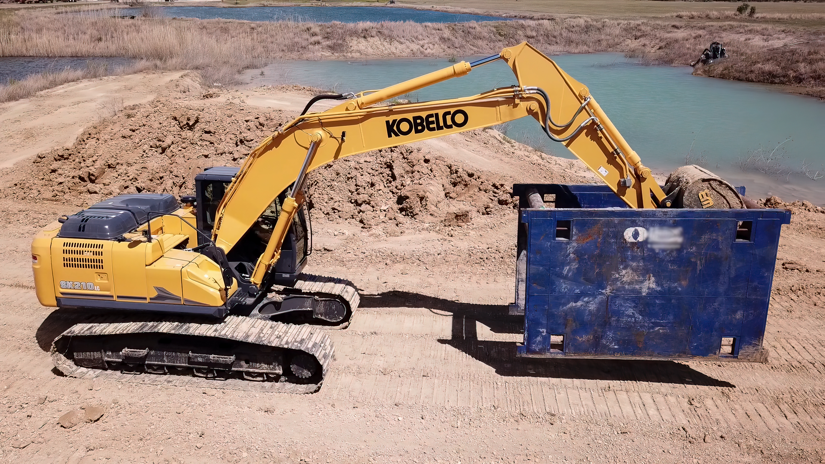 Conventional Excavator | SK210LC-11 | KOBELCO USA Conventional Excavator | SK210LC-11 | KOBELCO USA